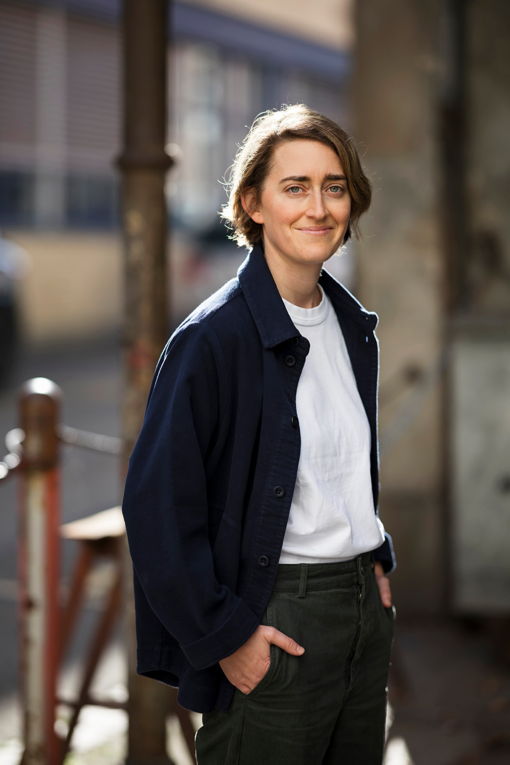 Portrait-Laura Brand